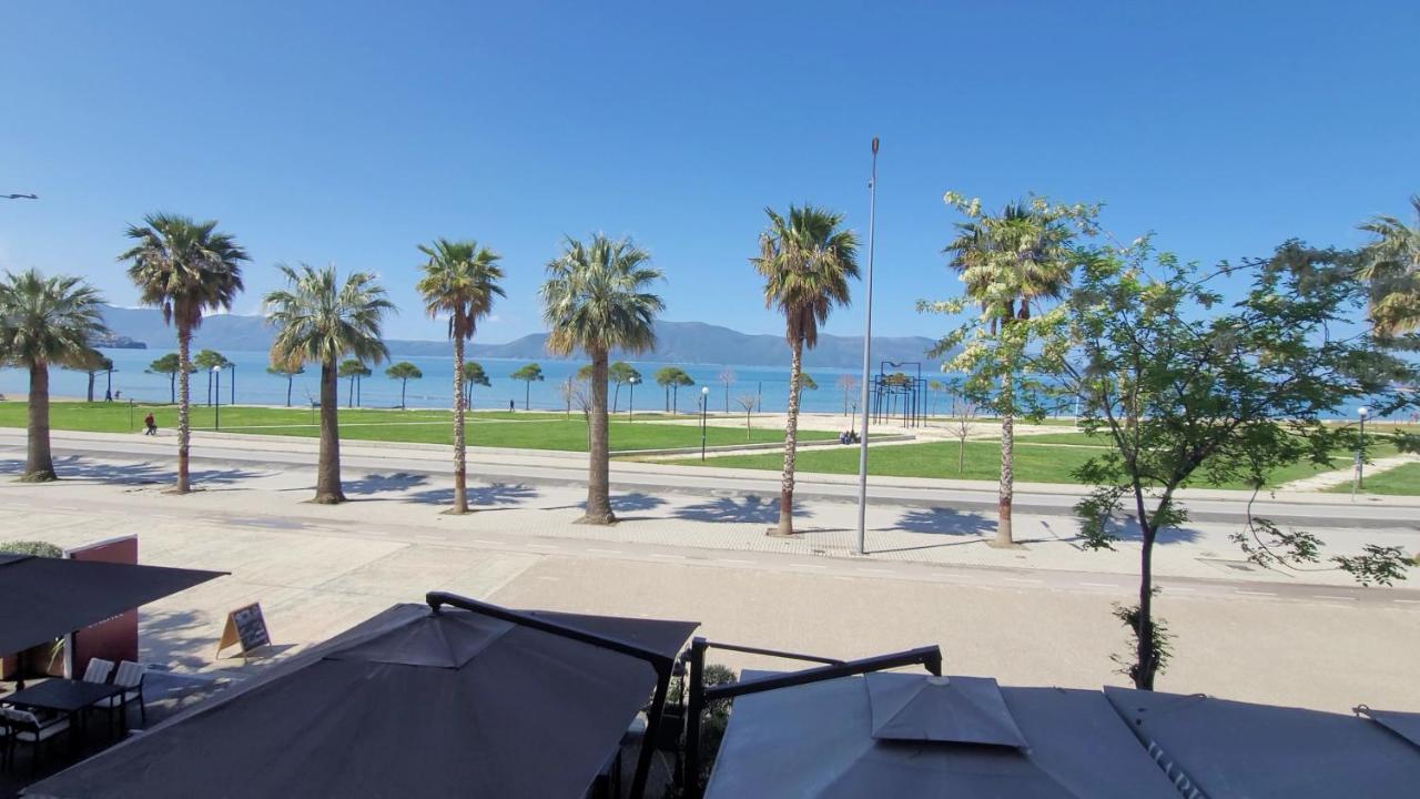 Haris Hotel Vlorë Esterno foto